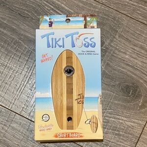 Tiki Toss Shortboard Wooden Hook and Ring Game